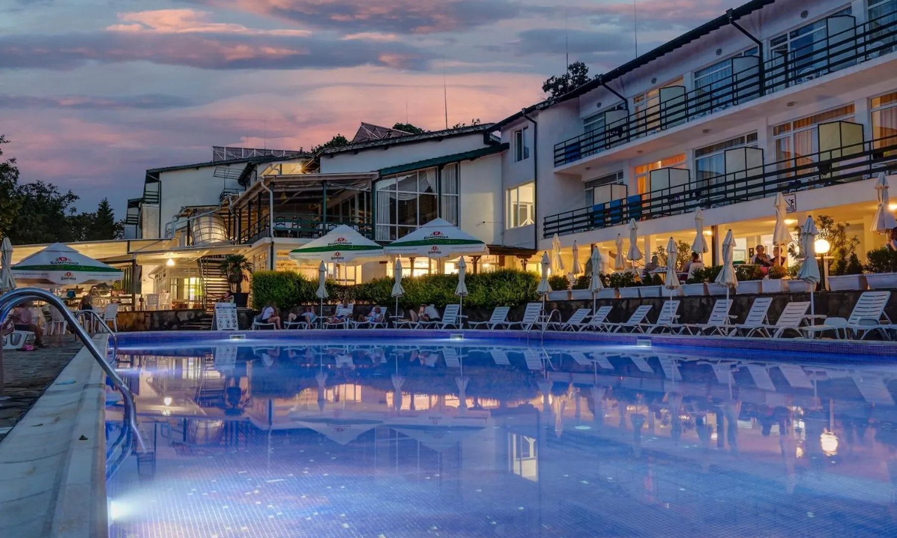 Kini Park Hotel All Inclusive & Free Parking Golden Sands