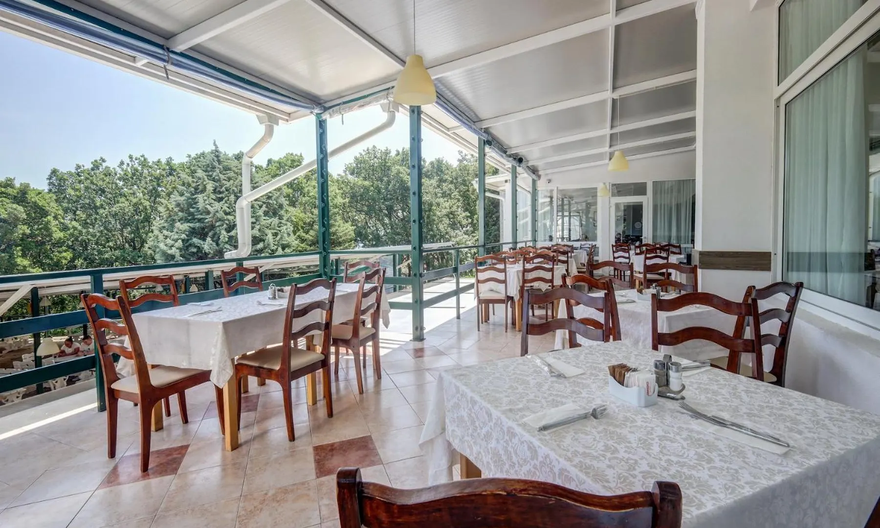 Kini Park Hotel All Inclusive & Free Parking Golden Sands
